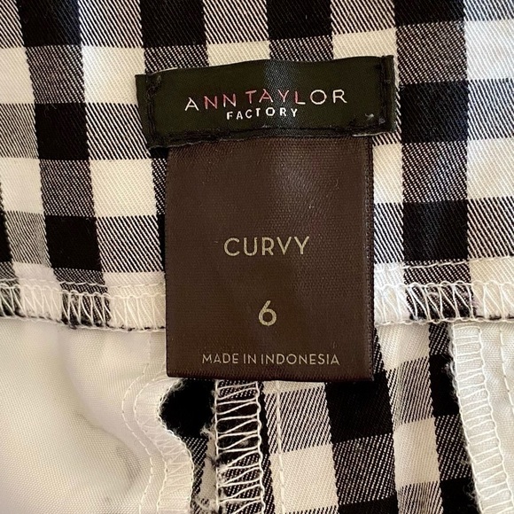 ANN TAYLOR Factory Ankle Crop Pants, Gingham Check, Black/White, Women's… - Picture 14 of 15
